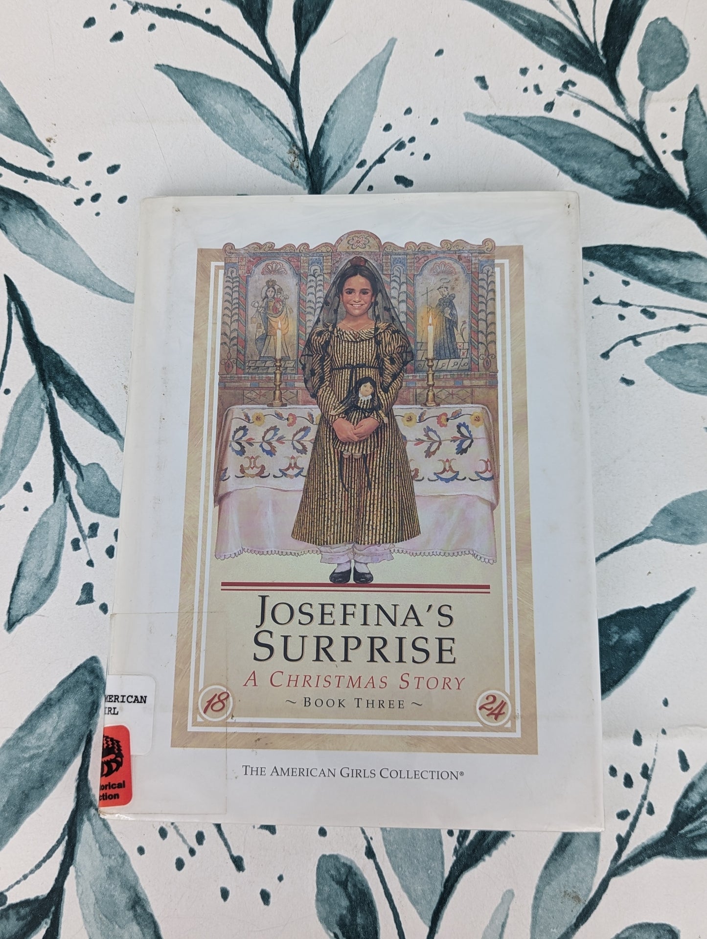 Josefina's Surprise: A Christmas Story (Book 3)