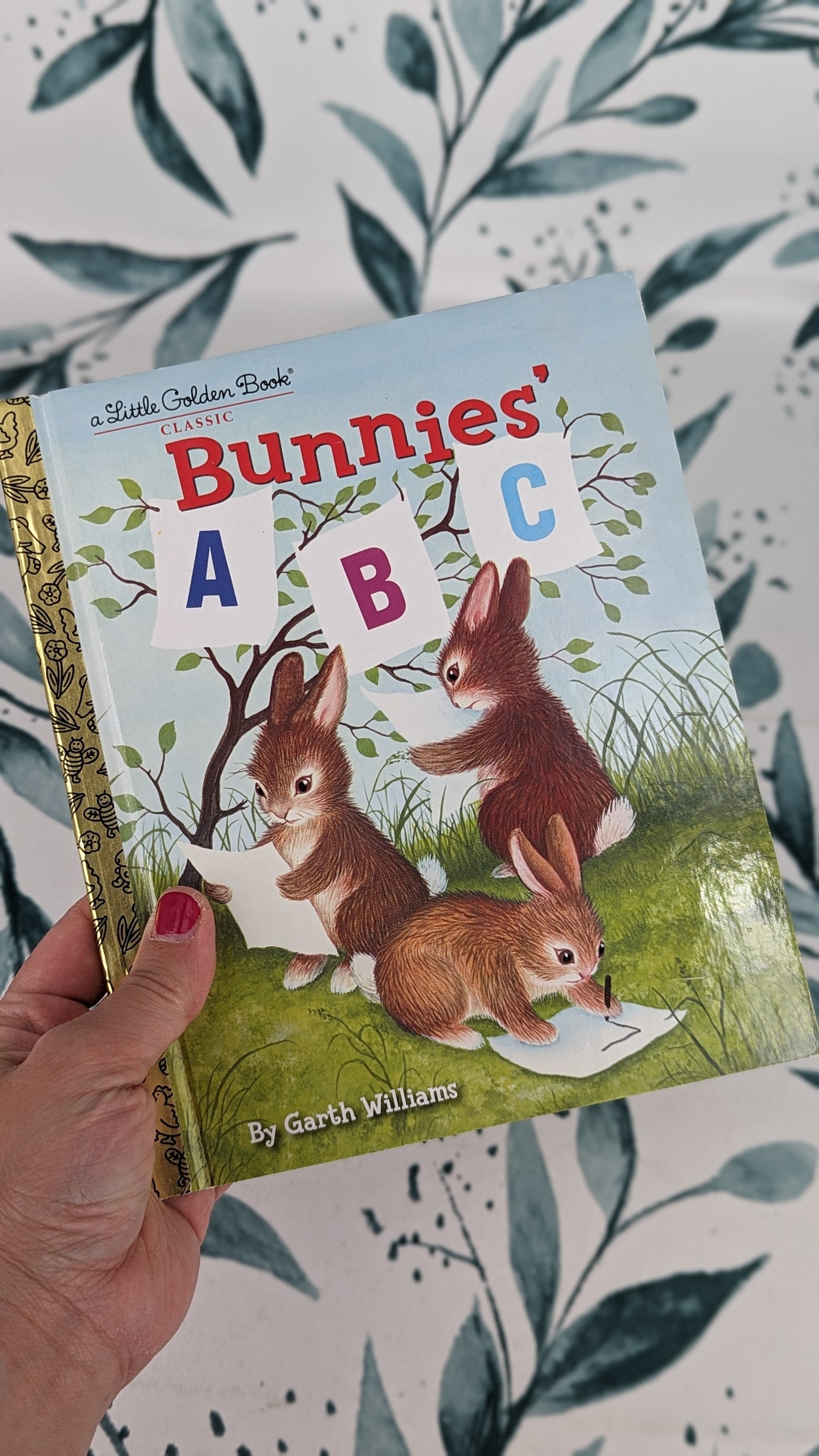 Little Golden Book: Bunnies' ABC (Garth Williams)
